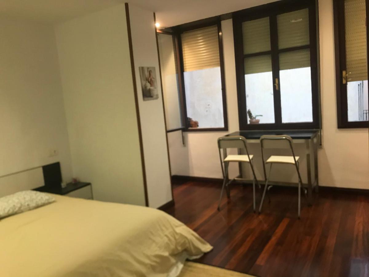 Apartamento En Pleno Centro Catedral 1D Oviedo Buitenkant foto